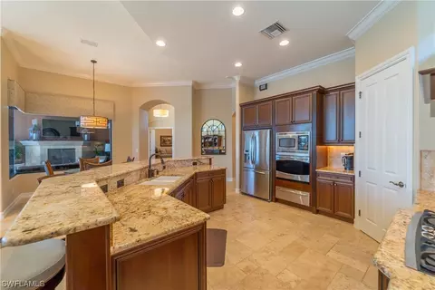 6500 Costa Cir, Naples, FL 34113 photo 22