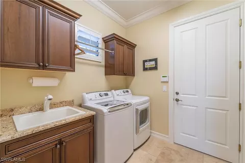 6500 Costa Cir, Naples, FL 34113 photo 23