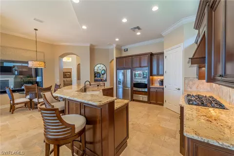 6500 Costa Cir, Naples, FL 34113 photo 11