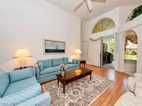 22049 Seashore Cir, Estero, FL 33928 photo 4