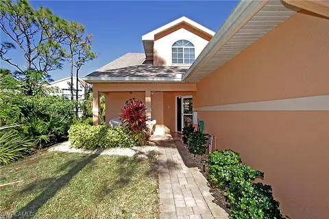 4206 Tequesta Dr, Estero, FL 33928 photo 3
