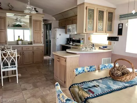 4581 Split Log Ln E, Estero, FL 33928 photo 5