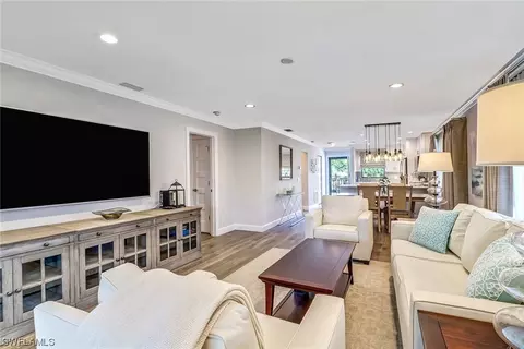 1100 9th St S #E201, Naples, FL 34102 photo 12