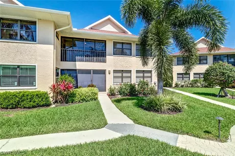 1100 9th St S #E201, Naples, FL 34102 photo 2