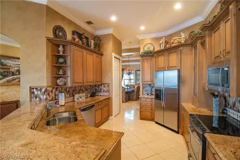 9083 Whitfield Dr, Estero, FL 33928 photo 9