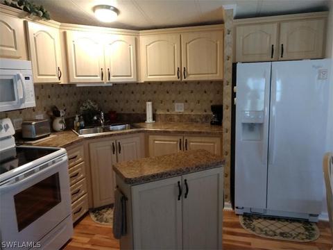 10941 Ground Dove Cir, Estero, FL 33928 photo 7
