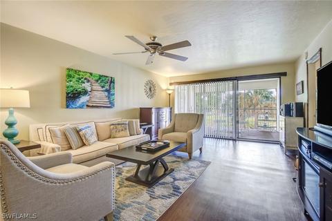 135 Cypress Way E UNIT E, Naples, FL 34110 photo 2