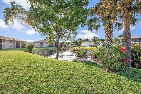 135 Cypress Way E UNIT E, Naples, FL 34110 photo 26