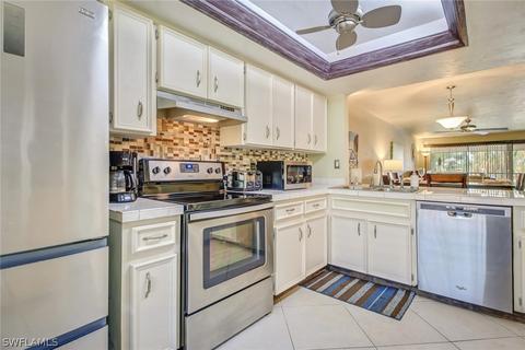 135 Cypress Way E UNIT E, Naples, FL 34110 photo 5