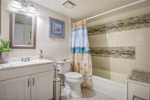 135 Cypress Way E UNIT E, Naples, FL 34110 photo 20
