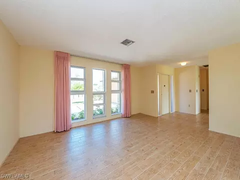 Undisclosed, Naples, FL 34112 photo 3