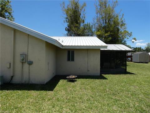 2004 Schooner Dr, Labelle, FL 33935 photo 4