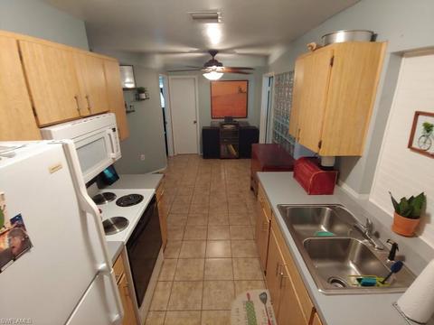 2004 Schooner Dr, Labelle, FL 33935 photo 8