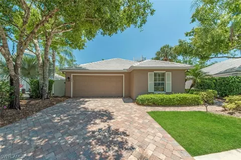 1293 Silverstrand Dr, Naples, FL 34110 photo 2