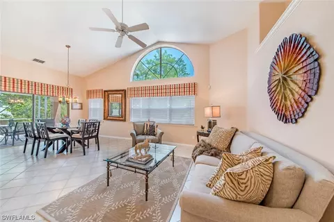 1293 Silverstrand Dr, Naples, FL 34110 photo 4