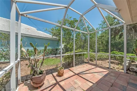 1293 Silverstrand Dr, Naples, FL 34110 photo 23