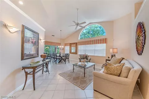 1293 Silverstrand Dr, Naples, FL 34110 photo 3