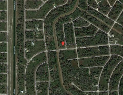 686 Stanwin Loop, Lehigh Acres, FL 33972 photo 2