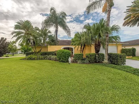 Undisclosed, Naples, FL 34112 photo 1