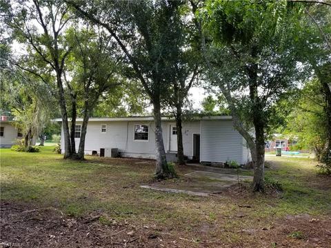 257 E Yeomans Ave, Labelle, FL 33935 photo 3
