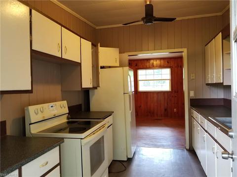 257 E Yeomans Ave, Labelle, FL 33935 photo 4