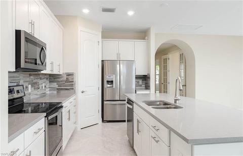 19854 Beverly Park Rd, Estero, FL 33928 photo 4