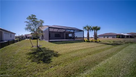 3358 Hampton Blvd, Alva, FL 33920 photo 2