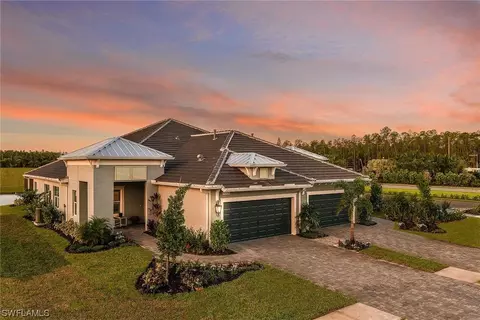 2305 Ariane Dr, Naples, FL 34112 photo 1
