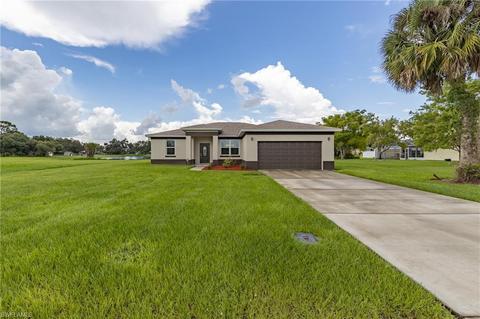 4526 Springview Cir, Labelle, FL 33935 photo 1