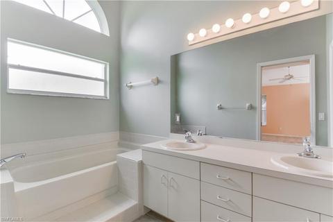 6648 Middlesex Pl, Naples, FL 34104 photo 15