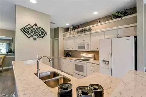 21016 Oxbow Bnd, Estero, FL 33928 photo 11