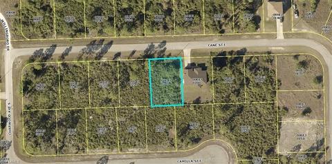 642 Cane St E, Lehigh Acres, FL 33974 photo 1