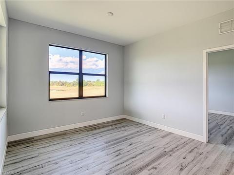 848 Haskell St E, Lehigh Acres, FL 33974 photo 16