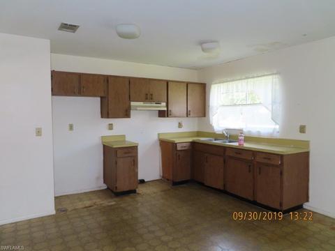 4015 Rainbow Cir, Labelle, FL 33935 photo 4