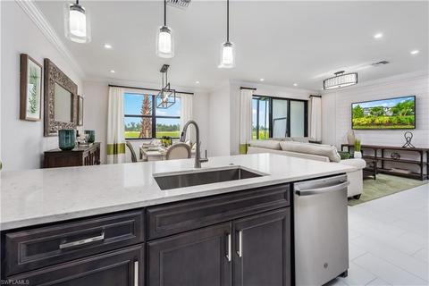 7392 Rockefeller Dr, Naples, FL 34119 photo 17