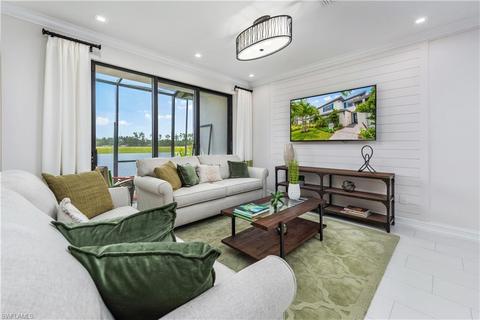 7392 Rockefeller Dr, Naples, FL 34119 photo 13