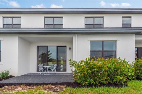 7341 Rockefeller Dr, Naples, FL 34119 photo 10