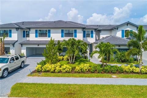 7341 Rockefeller Dr, Naples, FL 34119 photo 1