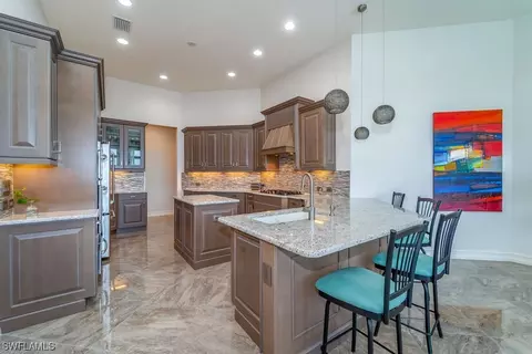 6673 Costa Cir S, Naples, FL 34113 photo 9