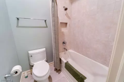 6673 Costa Cir S, Naples, FL 34113 photo 24