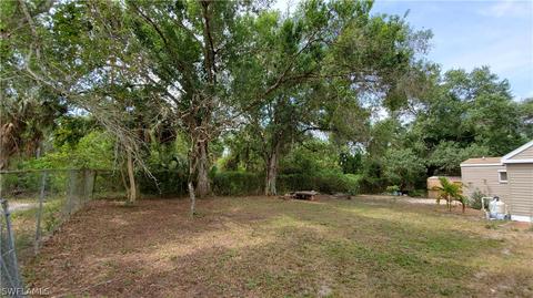 851 E Lincoln Ave, Labelle, FL 33935 photo 17