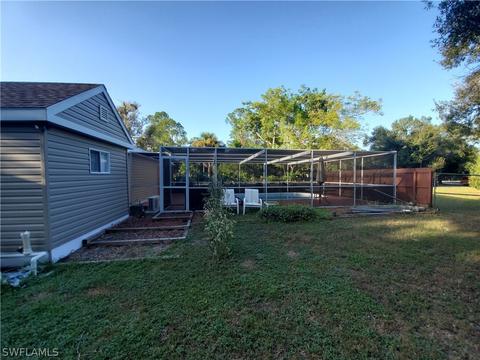 851 E Lincoln Ave, Labelle, FL 33935 photo 5
