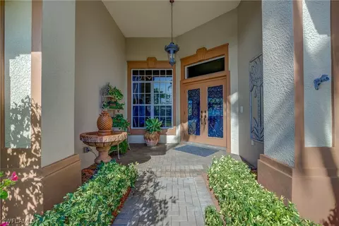 20284 Leopard Ln, Estero, FL 33928 photo 2