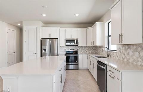 2080 Hamlin St, Naples, FL 34120 photo 8