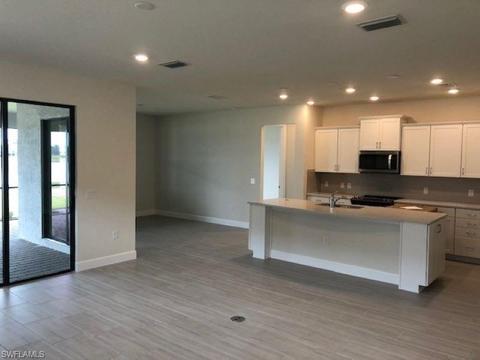 19580 Utopia Ln, Estero, FL 33928 photo 9