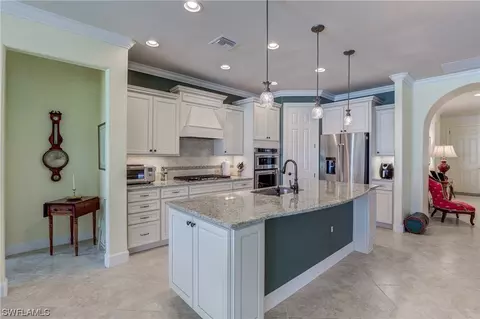 10570 Jackson Square Dr, Estero, FL 33928 photo 8