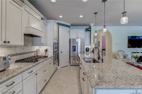 10570 Jackson Square Dr, Estero, FL 33928 photo 7