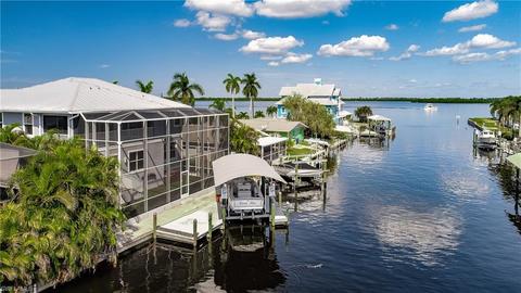 2875 Triggerfish St, Matlacha, FL 33993 photo 2