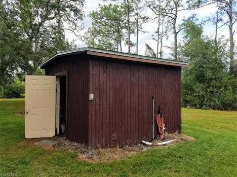 1084 Pine Ave, Labelle, FL 33935 photo 14