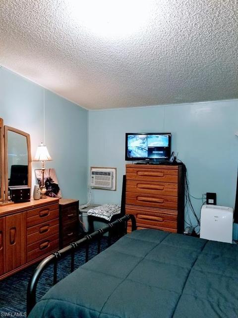 1084 Pine Ave, Labelle, FL 33935 photo 8